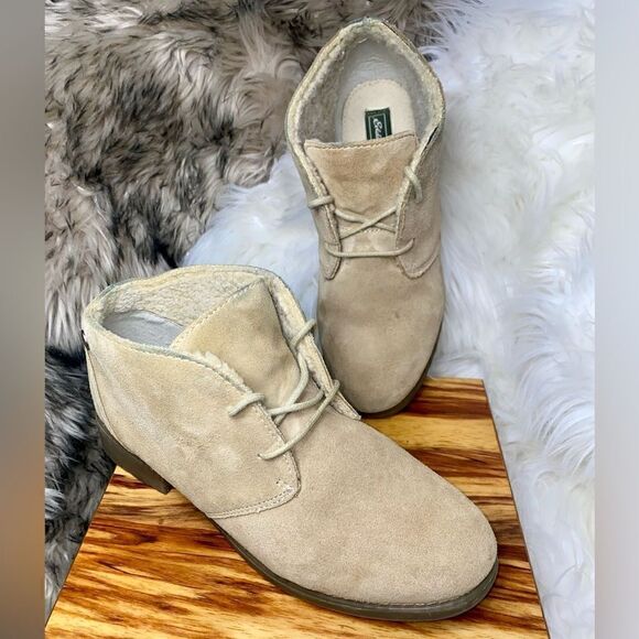 Eddie Bauer Valerie Beige Suede Tan Chukka Ankle Boot Bootie Casual Womens 9M - Picture 3 of 9